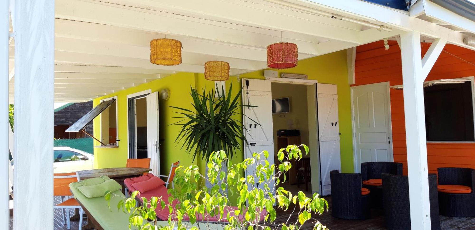 Mini-Villa Entre Montagne Et Mer Goyave Exterior photo